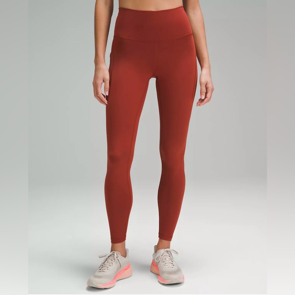 NWT LULULEMON LEGGINGS, SIZE 4